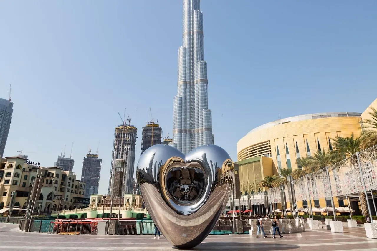 Frank Porter - Standpoint Tower Dubai 0*,