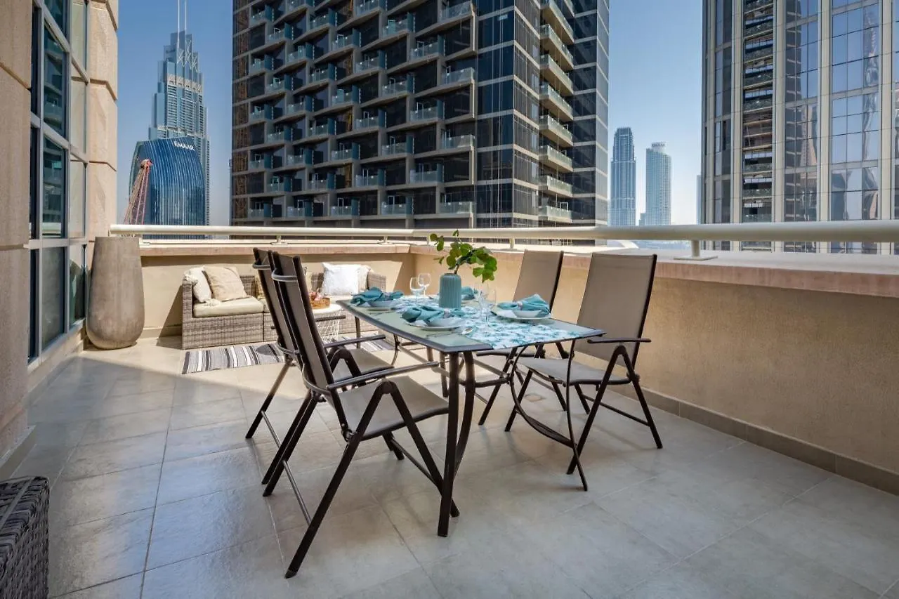 Frank Porter - Standpoint Tower Dubaj Spojené arabské emiráty